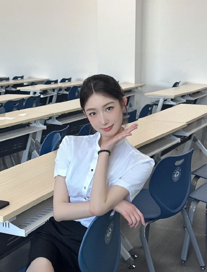 最后生还者 封面